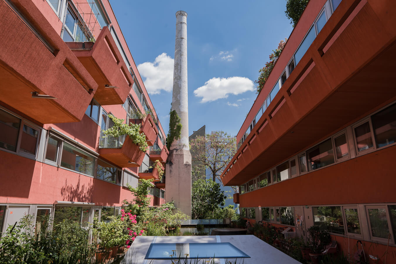 sargfabrik-vienna-courtyard-felix-vollmann