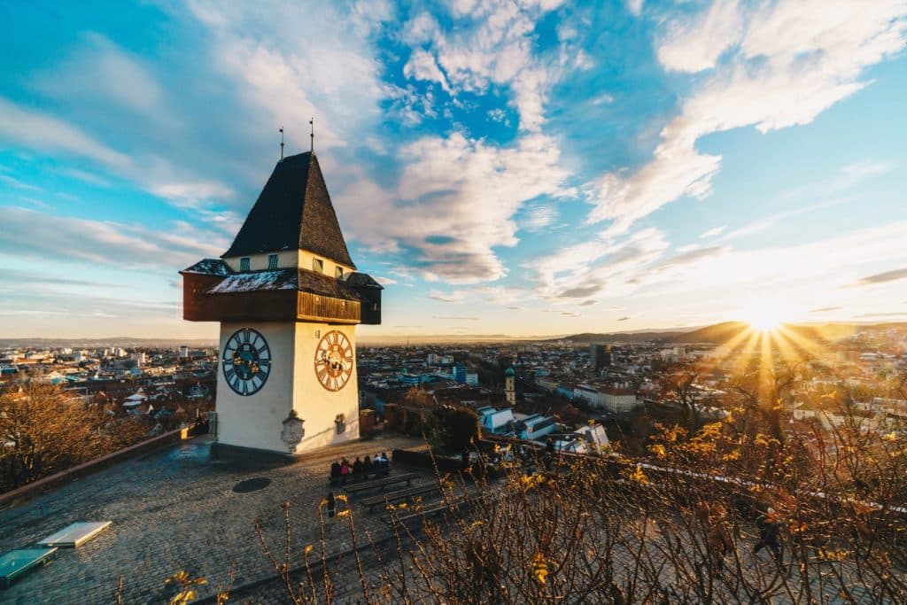 Graz Stadt Panorama Foto vom Schlossberg aus fotografiert