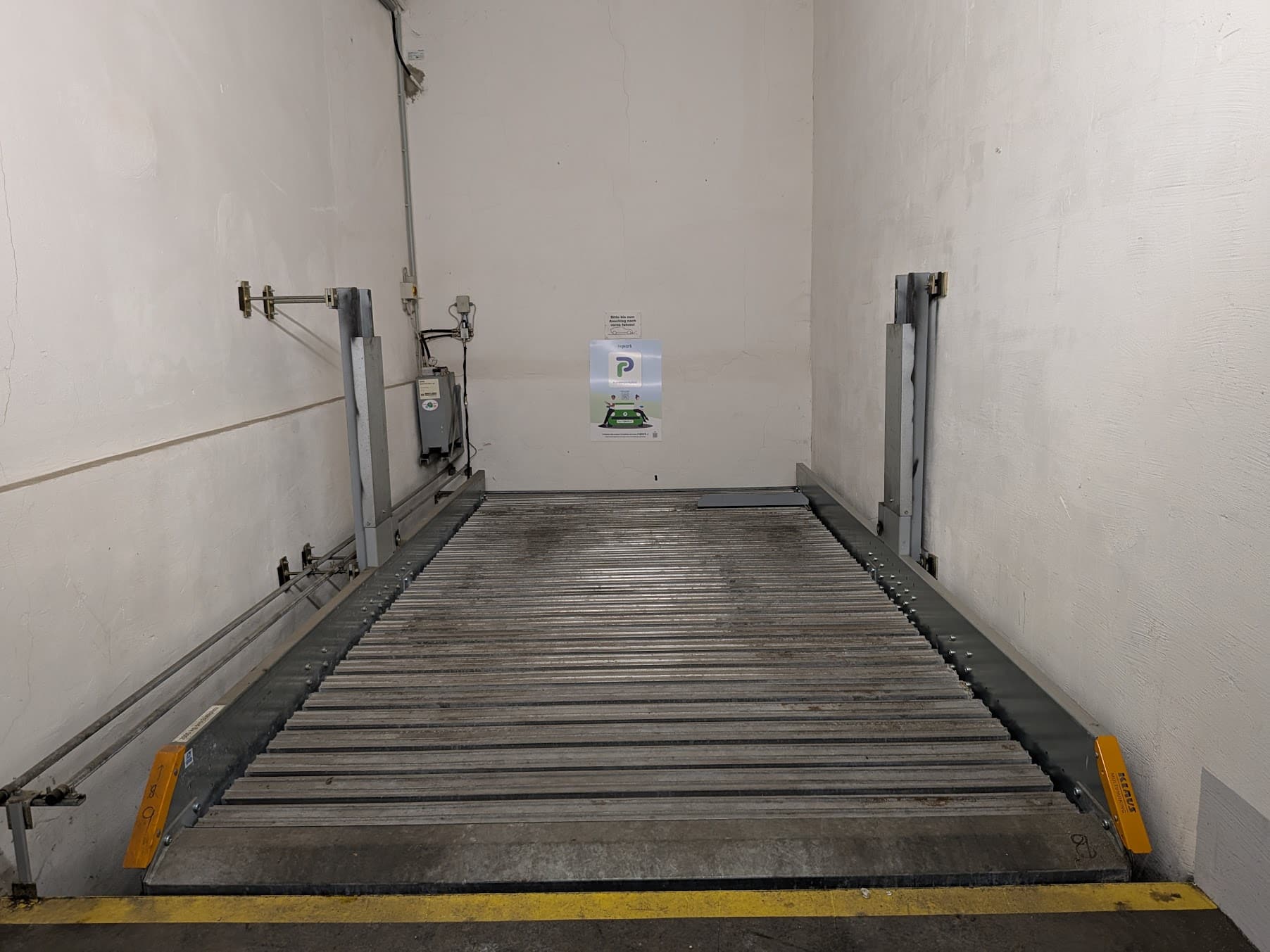 Garage Burgtheater garage image