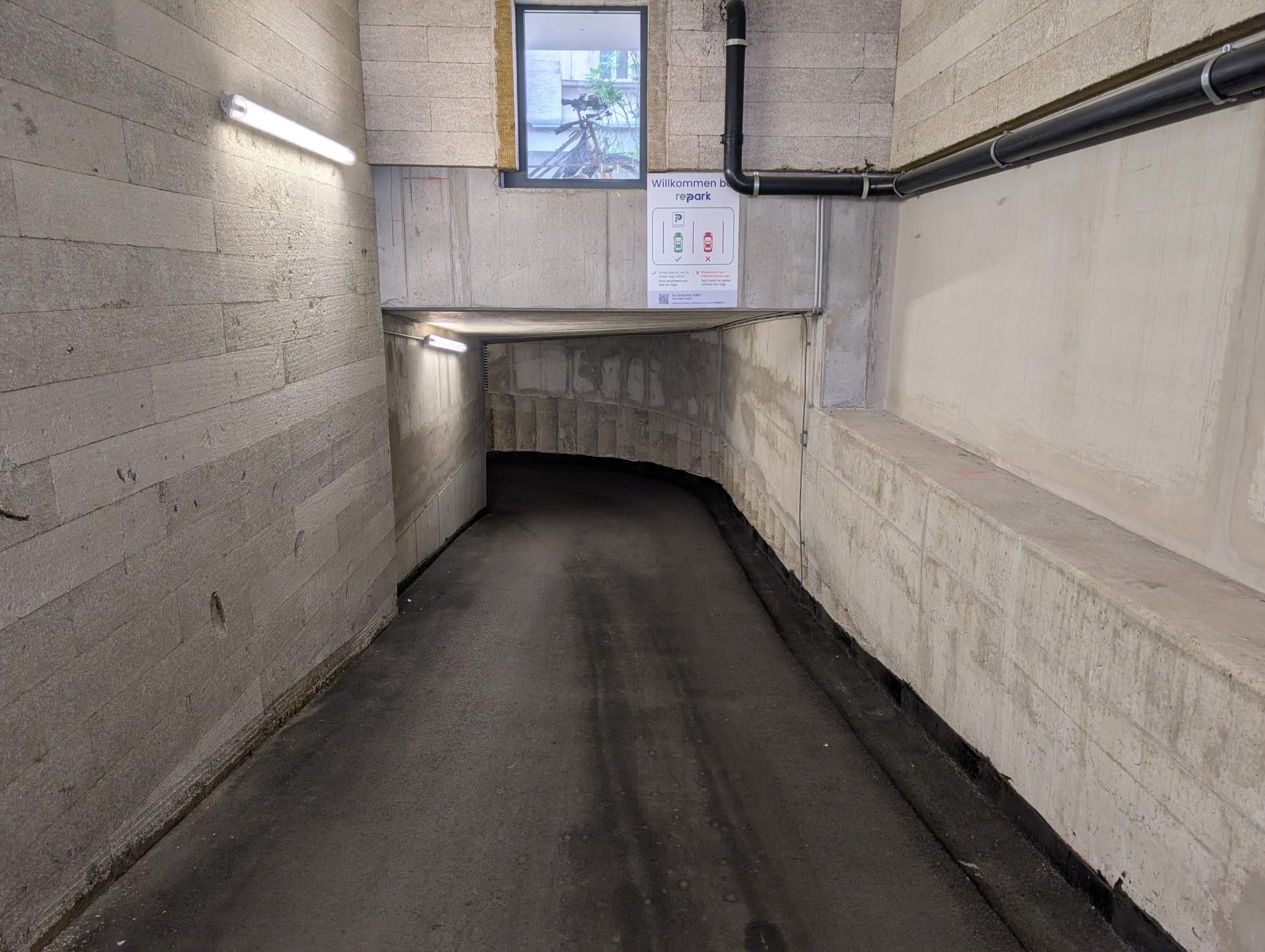 Garage Schwarzhorngasse
