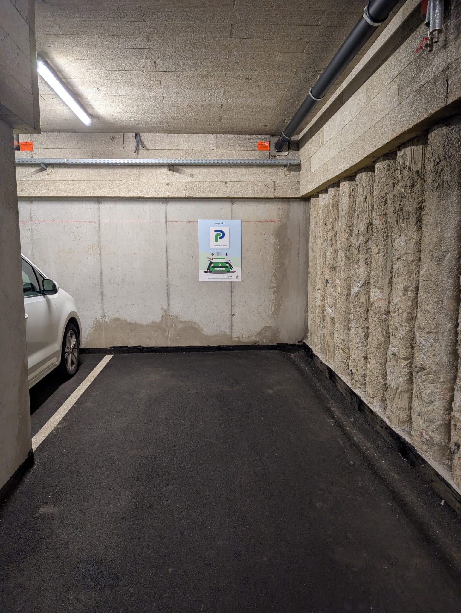 Garage Schwarzhorngasse garage image